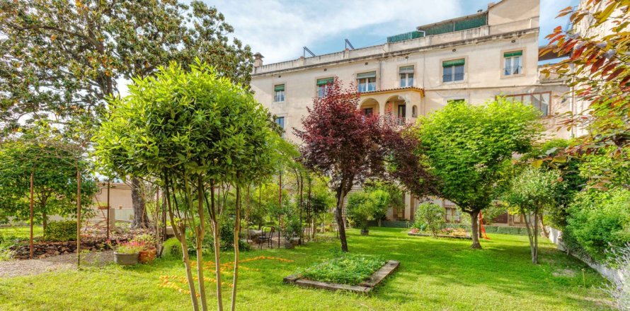 Квартира Жирона, Герона, Испания 3 спальни, 280м2 №21399
