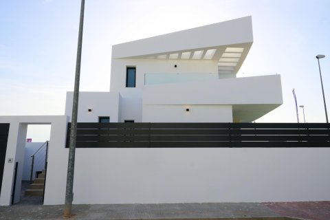 Villa for sale in Dolores, Alicante, Spain 3 bedrooms, 133 sq.m. No. 114381 - photo 5