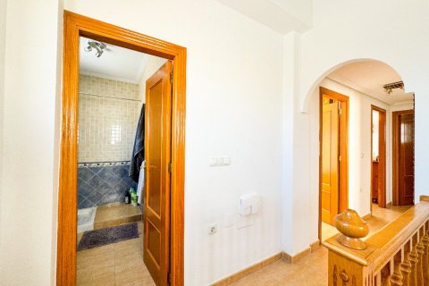 Villa for sale Punta Prima, Alicante, Spain 4 bedrooms, 193 sq.m. No. 114371 - photo 24