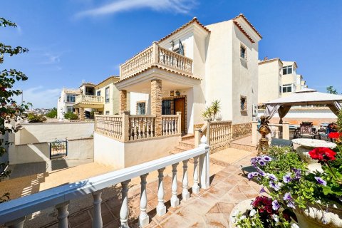 Villa for sale Punta Prima, Alicante, Spain 4 bedrooms, 193 sq.m. No. 114371 - photo 8