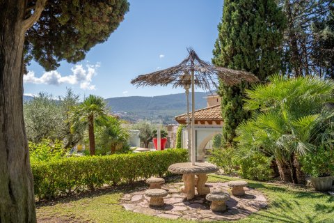 Villa zum Verkauf Alcoy, Alicante, Spanien 7 Schlafzimmer, 450 m2 Nr. 115115 - Foto 18