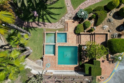Villa zum Verkauf Alcoy, Alicante, Spanien 7 Schlafzimmer, 450 m2 Nr. 115115 - Foto 8
