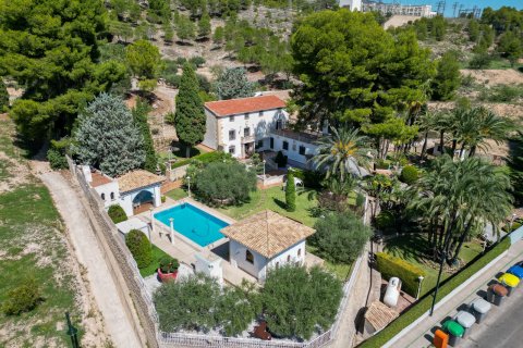 Villa zum Verkauf Alcoy, Alicante, Spanien 7 Schlafzimmer, 450 m2 Nr. 115115 - Foto 27