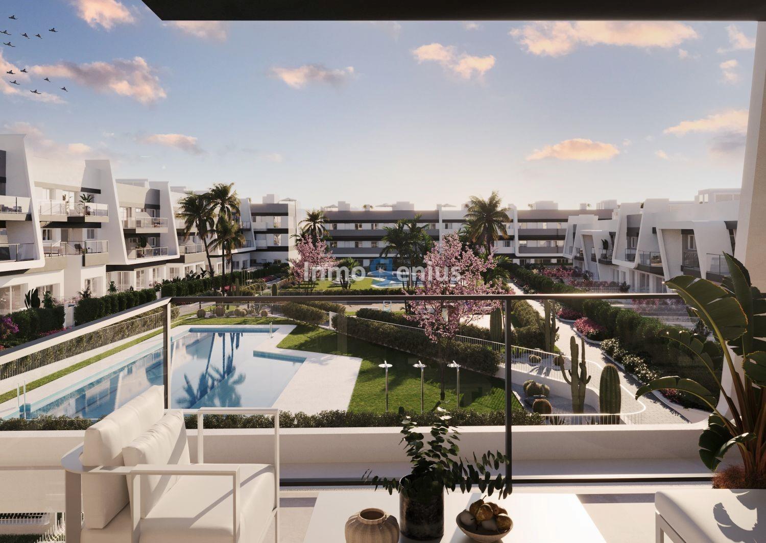 Wohnung in Gran Alacant, Alicante, Spanien 2 Schlafzimmer, 71 m2 Nr. 81571