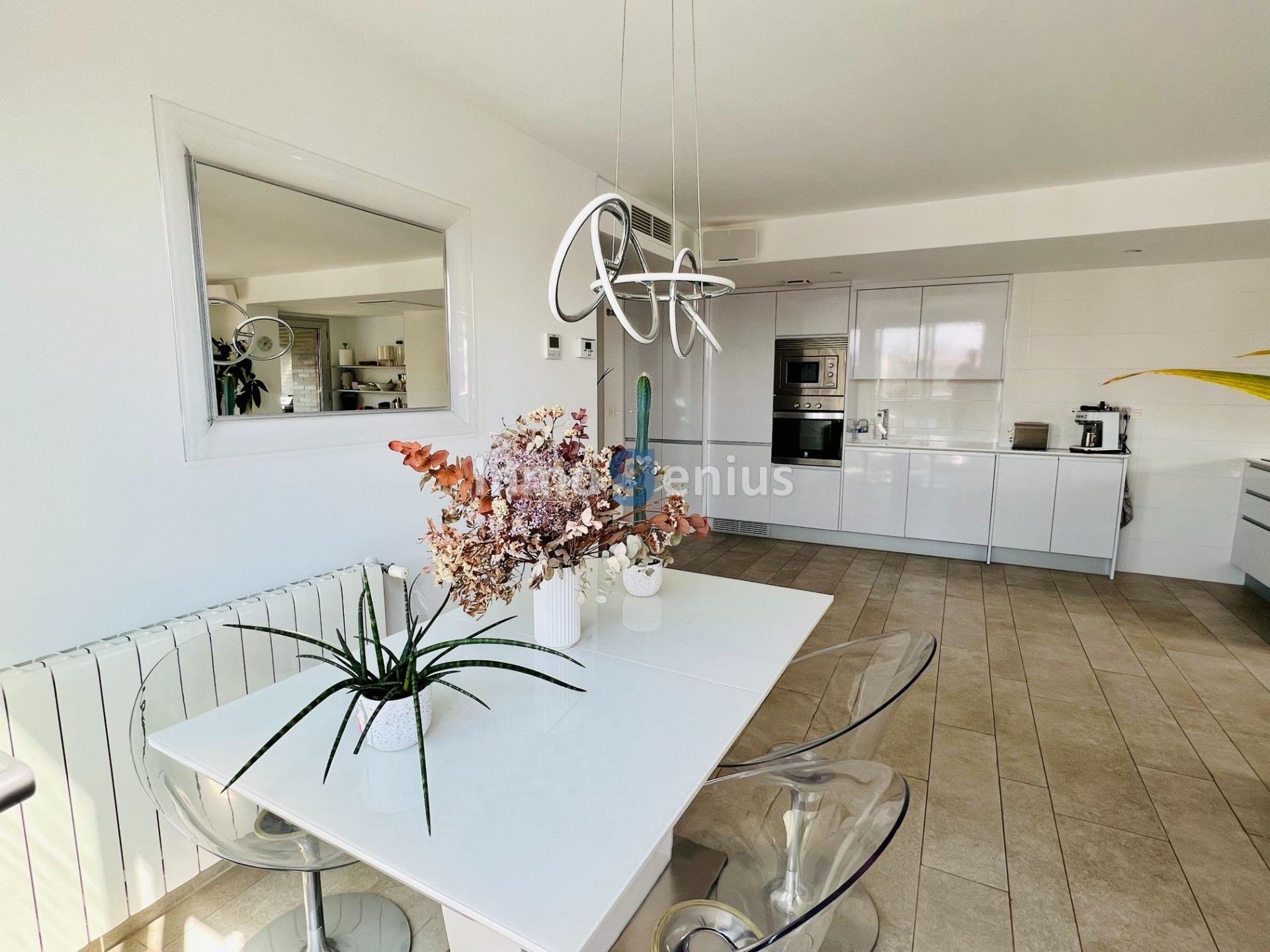 Penthouse in Alicante, Spain 3 bedrooms, 136 sq.m. No. 81575