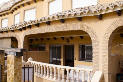 Duplex for sale Guardamar del Segura, Alicante, Spain 4 bedrooms, 100 sq.m. No. 119007 - photo 1
