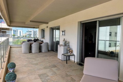 Apartment for sale La Zenia, Alicante, Spain 4 bedrooms, 175 sq.m. No. 118972 - photo 5
