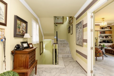 Townhouse for sale Malaga, Spain 4 bedrooms, 245 sq.m. No. 109768 - photo 13