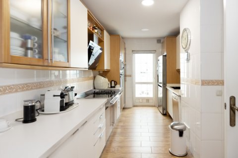 Townhouse for sale Malaga, Spain 4 bedrooms, 245 sq.m. No. 109768 - photo 18