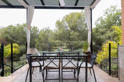 Townhouse for sale Malaga, Spain 4 bedrooms, 245 sq.m. No. 109768 - photo 1