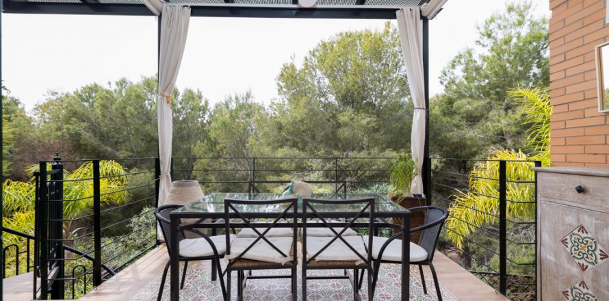 Townhouse Malaga, Spain 4 bedrooms, 245 sq.m. No. 109768