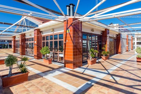 Komerciāls īpašums pārdošanā Orihuela, Alicante, Spānijā 240 m2 Nr. 22621 - attēls 7