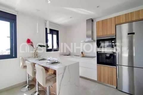 Villa for sale La Nucia, Alicante, Spain 3 bedrooms, 141 sq.m. No. 53215 - photo 8