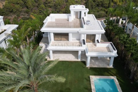 Huvila myytävänä Marbella, Malaga, Espanja, 5 makuuhuonetta, 615 m2 No. 48474 - kuva 15