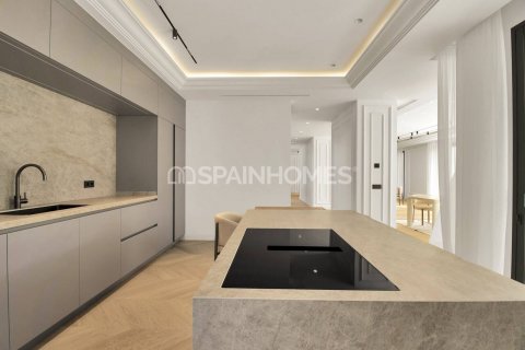 Huvila myytävänä Marbella, Malaga, Espanja, 5 makuuhuonetta, 615 m2 No. 48474 - kuva 22