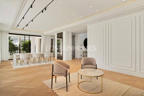 Huvila myytävänä Marbella, Malaga, Espanja, 5 makuuhuonetta, 615 m2 No. 48474 - kuva 29