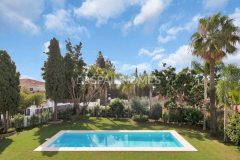Huvila myytävänä Marbella, Malaga, Espanja, 5 makuuhuonetta, 615 m2 No. 48474 - kuva 9