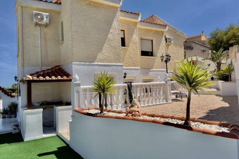 Продажа виллы в Сьюдад Кесада, Аликанте, Испания 5 спален, 265м2 №119011 - фото 24