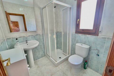 Продажа виллы в Сьюдад Кесада, Аликанте, Испания 5 спален, 265м2 №119011 - фото 15