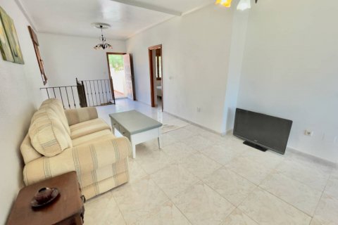 Продажа виллы в Сьюдад Кесада, Аликанте, Испания 5 спален, 265м2 №119011 - фото 11