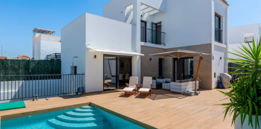 Villa Ciudad Quesada, Alicante, Spain 3 bedrooms, 170 sq.m. No. 119015