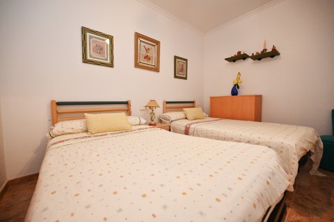 Huoneisto myytävänä Torrevieja, Alicante, Espanja, 3 makuuhuonetta, 115 m2 No. 119021 - kuva 20