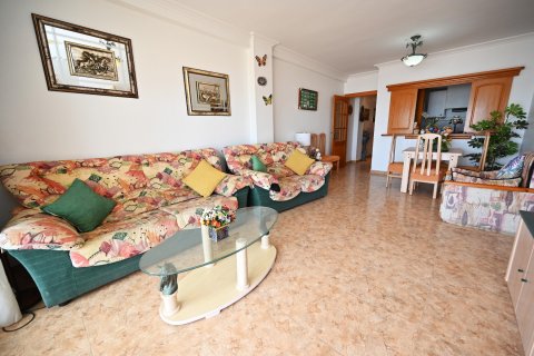 Huoneisto myytävänä Torrevieja, Alicante, Espanja, 3 makuuhuonetta, 115 m2 No. 119021 - kuva 4