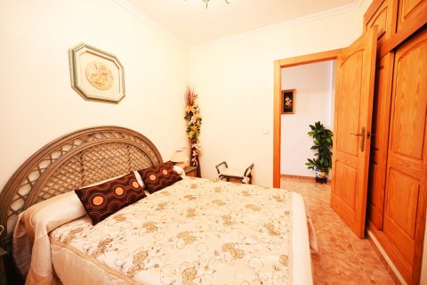Huoneisto myytävänä Torrevieja, Alicante, Espanja, 3 makuuhuonetta, 115 m2 No. 119021 - kuva 24