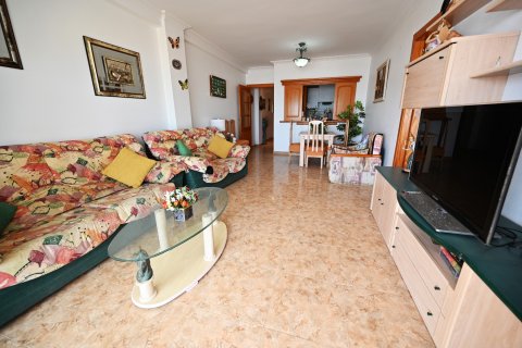 Huoneisto myytävänä Torrevieja, Alicante, Espanja, 3 makuuhuonetta, 115 m2 No. 119021 - kuva 3