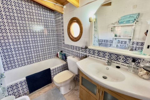 Villa zum Verkauf Guardamar del Segura, Alicante, Spanien 5 Schlafzimmer, 270 m2 Nr. 119017 - Foto 22