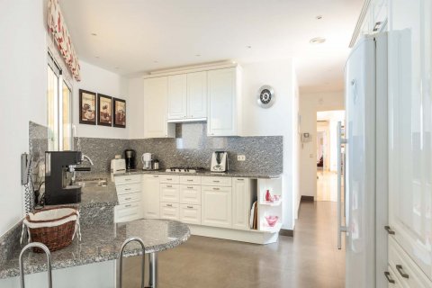 House for sale Platja D'aro, Girona, Spain 6 bedrooms, 717 sq.m. No. 22904 - photo 8