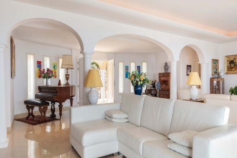 House for sale Platja D'aro, Girona, Spain 6 bedrooms, 717 sq.m. No. 22904 - photo 6