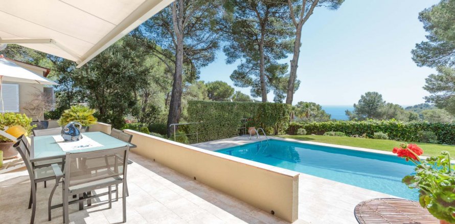 House Palafrugell, Girona, Espagne 4 chambres, 228 m2 No. 22906