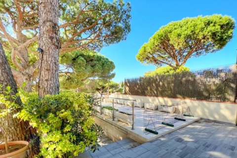 House for sale Lloret de Mar, Girona, Spain 4 bedrooms, 340 sq.m. No. 93254 - photo 3