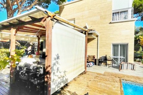 House for sale Lloret de Mar, Girona, Spain 4 bedrooms, 340 sq.m. No. 93254 - photo 6
