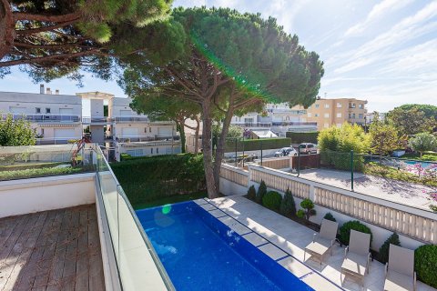 House for sale Platja D'aro, Girona, Spain 4 bedrooms, 875 sq.m. No. 22444 - photo 9
