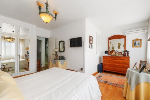 Продажа дома в Гуардамар-дель-Сегура, Аликанте, Испания 4 спальни, 150м2 №109073 - фото 15