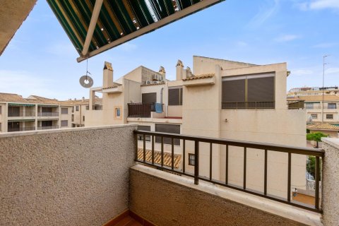 Продажа дома в Гуардамар-дель-Сегура, Аликанте, Испания 4 спальни, 150м2 №109073 - фото 23