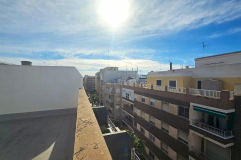 Apartament Torrevieja, Alicante, Hiszpania 2 sypialnie, 130 mkw. nr 115314 – zdjęcie 19