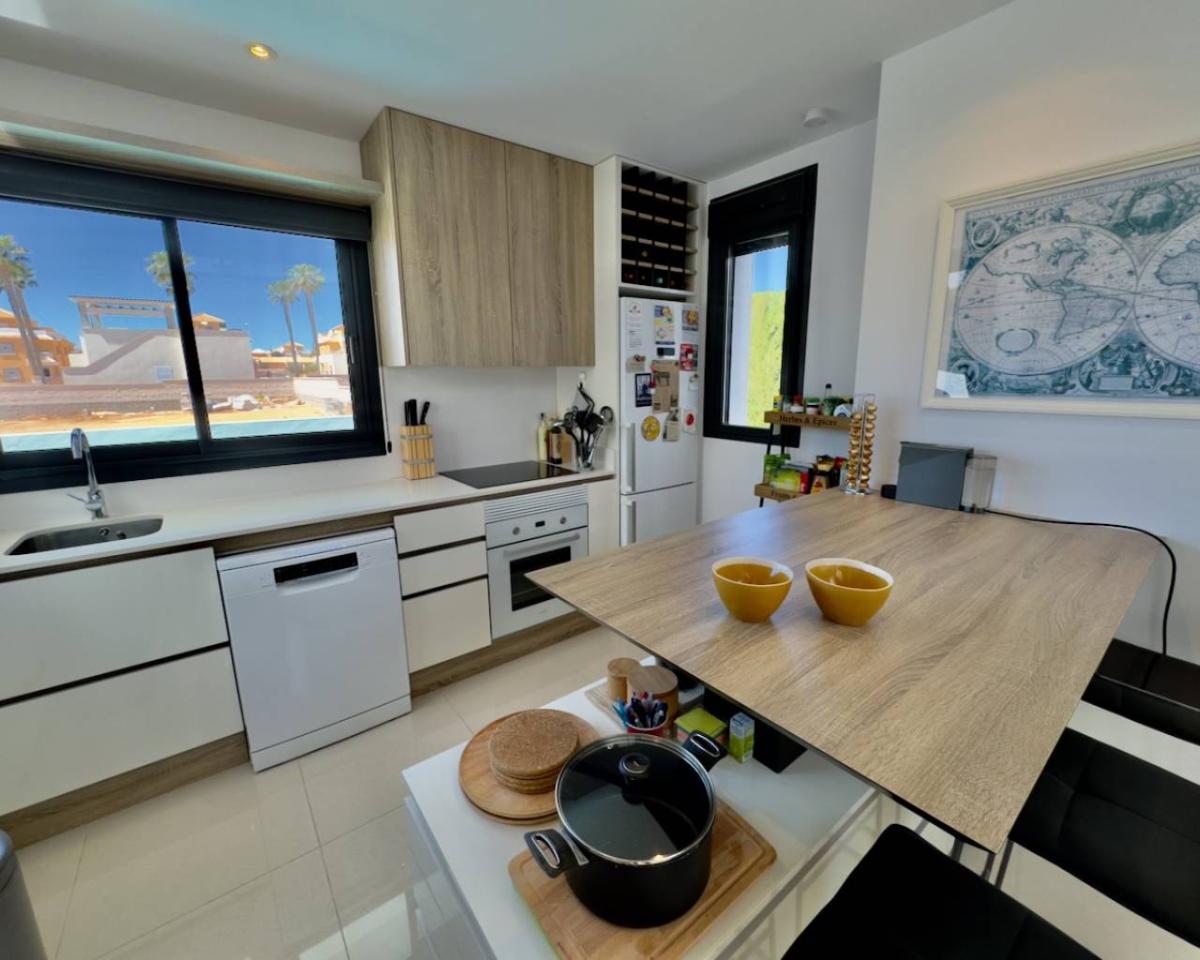 Huvila Ciudad Quesada, Alicante, Espanja 3 makuuhuonetta, 144 m2 No. 98948