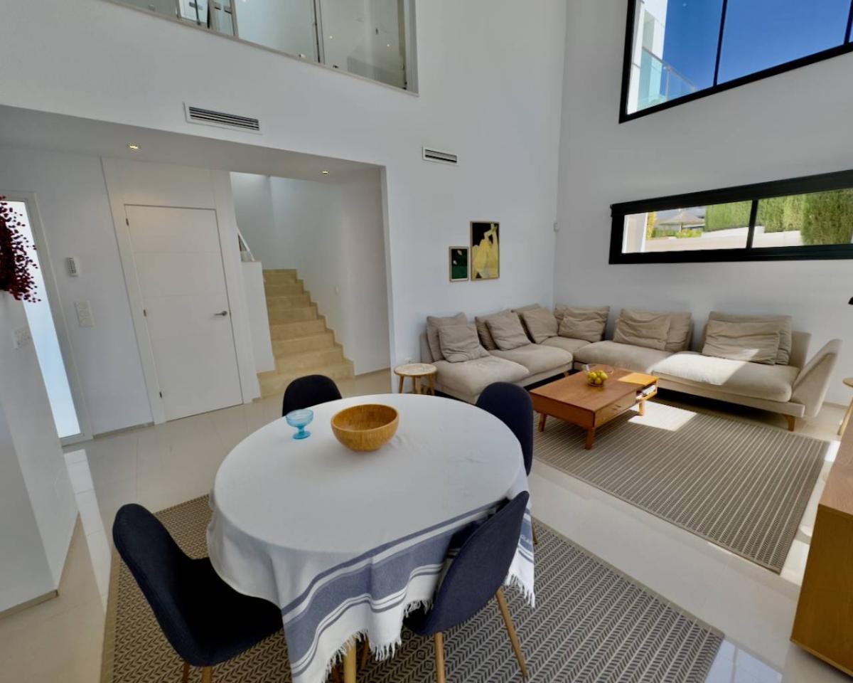 Huvila Ciudad Quesada, Alicante, Espanja 3 makuuhuonetta, 144 m2 No. 98948