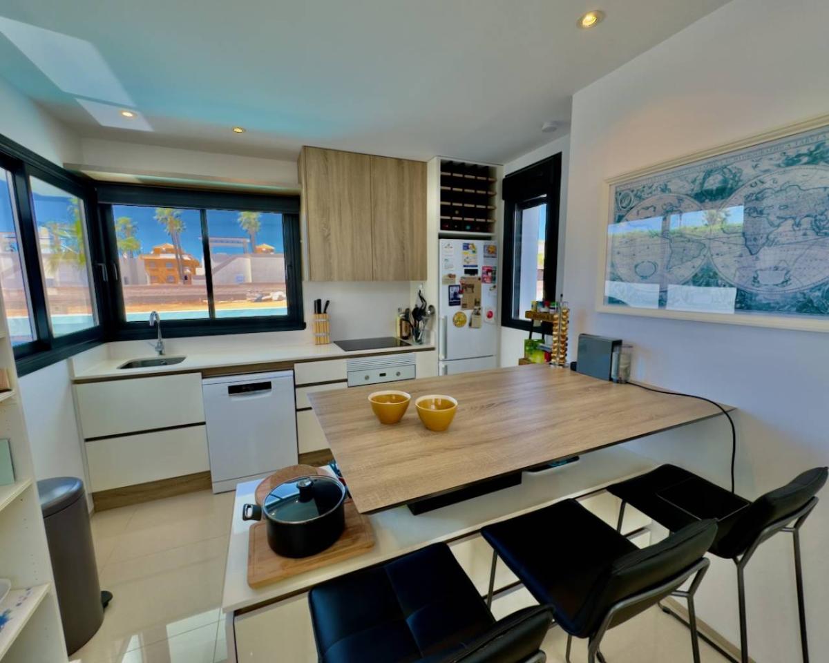 Huvila Ciudad Quesada, Alicante, Espanja 3 makuuhuonetta, 144 m2 No. 98948
