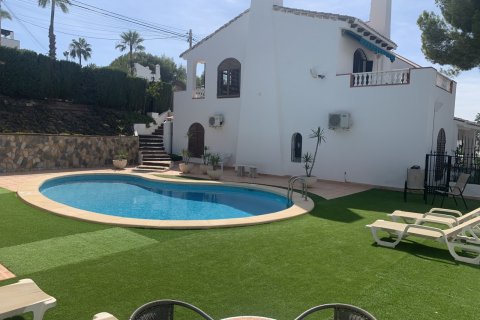 Villa for sale Alicante, Spain 4 bedrooms, 156 sq.m. No. 115509 - photo 30