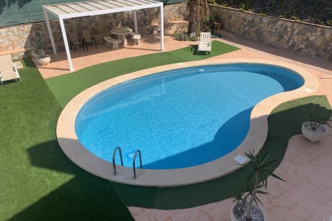 Villa for sale Alicante, Spain 4 bedrooms, 156 sq.m. No. 115509 - photo 20