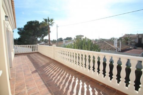 Продажа виллы Аликанте, Испания 4 спальни, 250м2 №115501 - фото 23