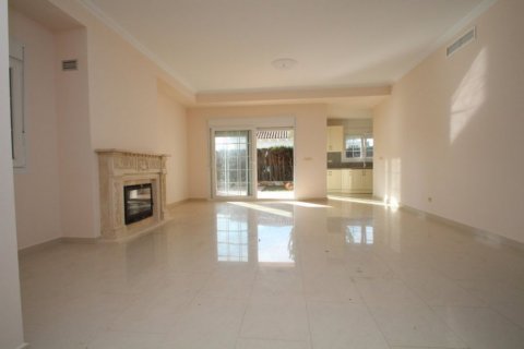 Продажа виллы Аликанте, Испания 4 спальни, 250м2 №115501 - фото 3