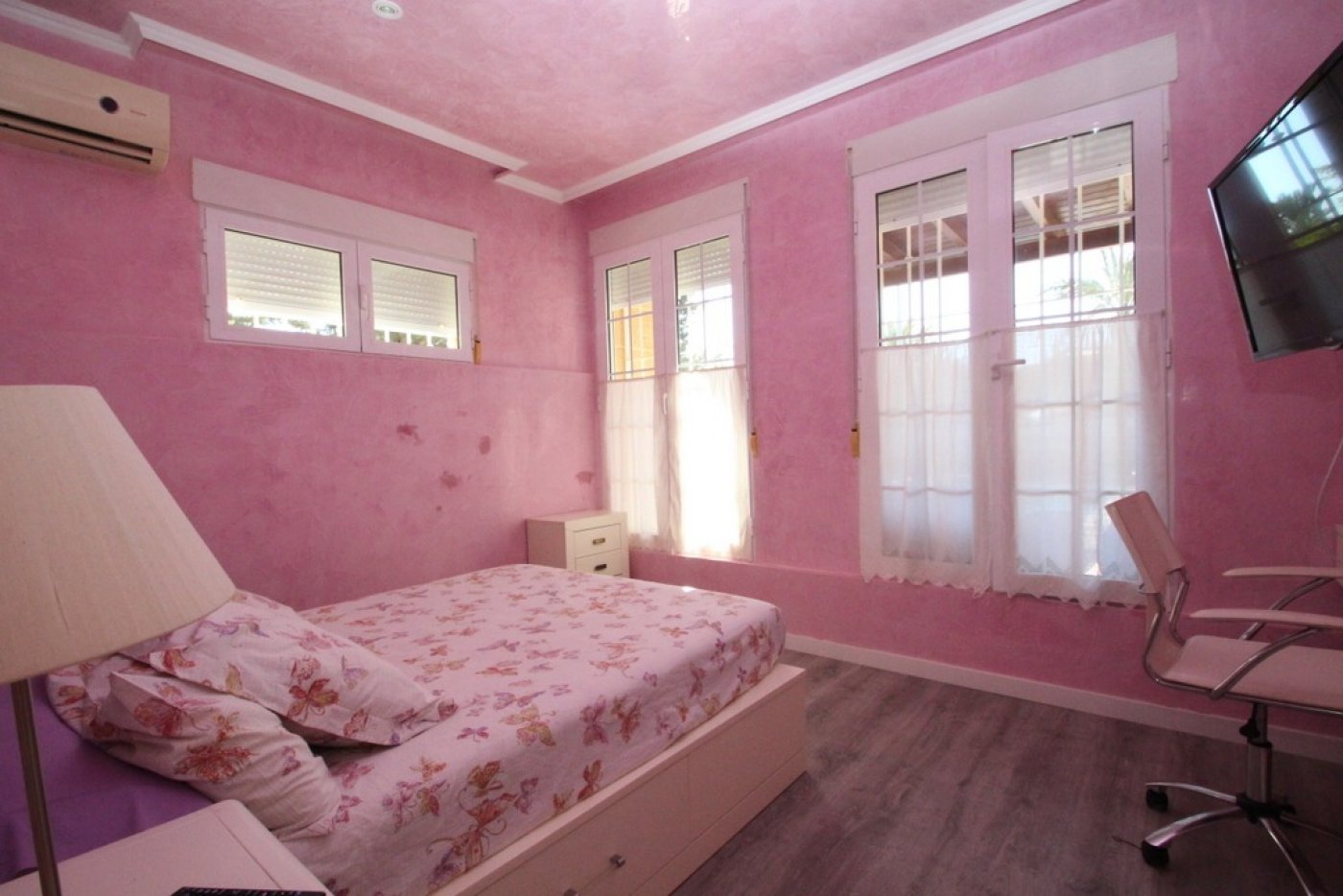 Huvila Alicante, Espanja 5 makuuhuonetta, 440 m2 No. 115502