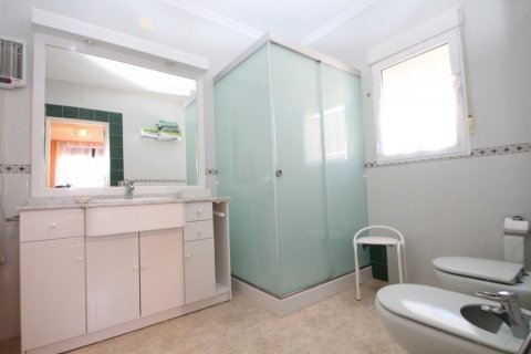 Villa till salu Alicante, Spanien 5 sovrum, 440 kvm. Nr. 115502 - foto 28