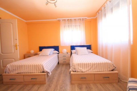Villa till salu Alicante, Spanien 5 sovrum, 440 kvm. Nr. 115502 - foto 26
