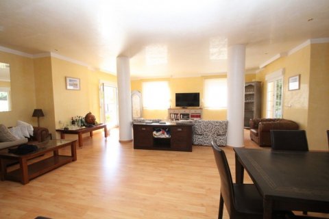 Villa till salu Alicante, Spanien 5 sovrum, 440 kvm. Nr. 115502 - foto 9